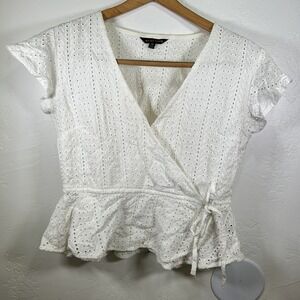 Style Envy Medium White Eyelet Wrap Boho Beach Cottagecore Feminine Peasant